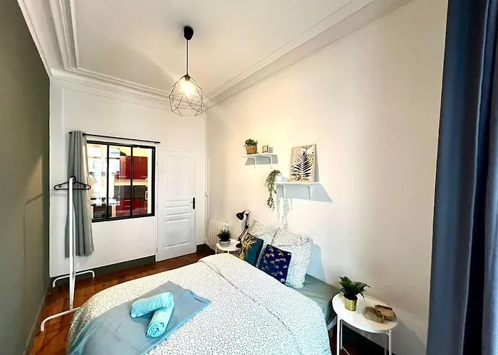 Апартаменты Cosy Magnolia - T3 - Hyper Centre & Parking Souterrain *